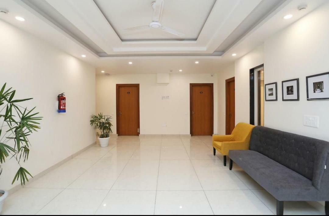 Hotel Galaxy Inn 구르가온 외부 사진
