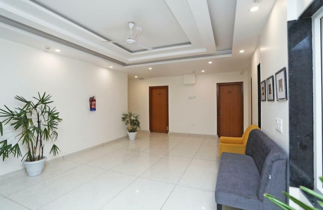 Hotel Galaxy Inn 구르가온 외부 사진