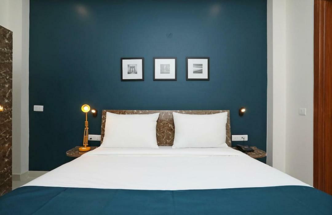 Hotel Galaxy Inn 구르가온 외부 사진